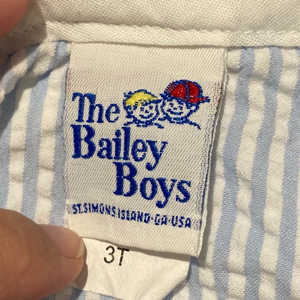 The Bailey Boys blue and white stripe seersucker two piece shorts set. 3T - Picture 5 of 5